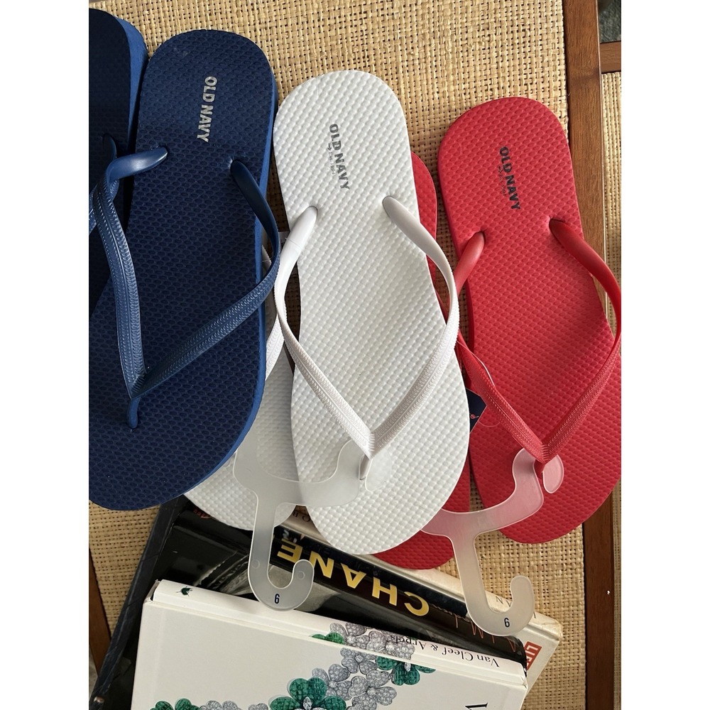 Old Navy Size 9 Red White Blue Rubber Flip Flops